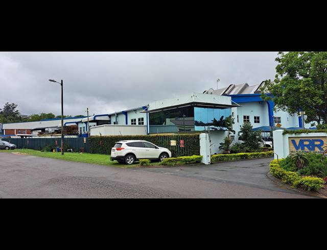 3,535M² FACTORY TO LET IN WESTMEAD